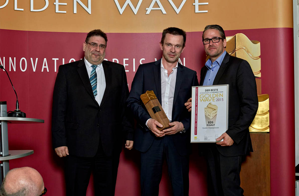 Награждение руководителей PREMIUM SPA-TECHNOLOGY наградами Govden Wave 2015